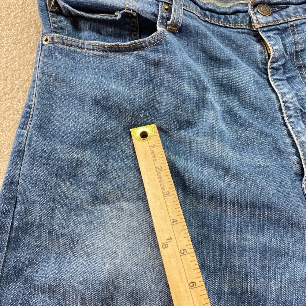 Levis‎ 505 Regular Fit Mens 40x32 Blue Medium Wash Straight Leg Jeans 00505-1064